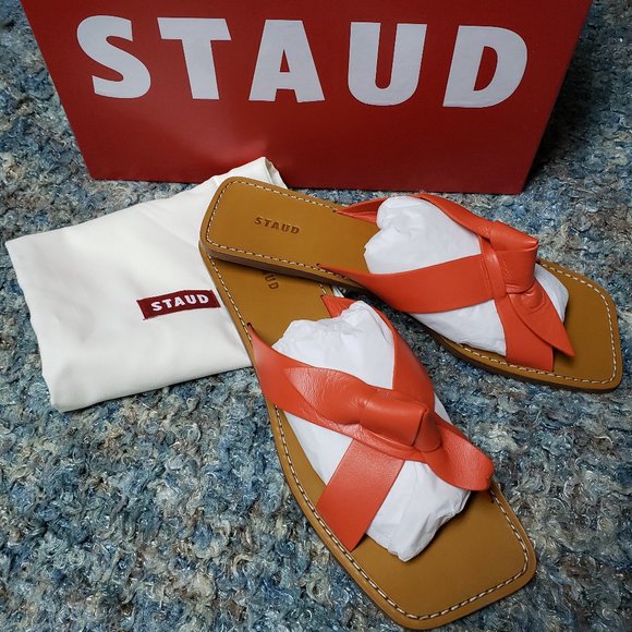 STAUD Shoes - NIB STAUD Lei Leather Flip Flop Sandals Hawaiian Red